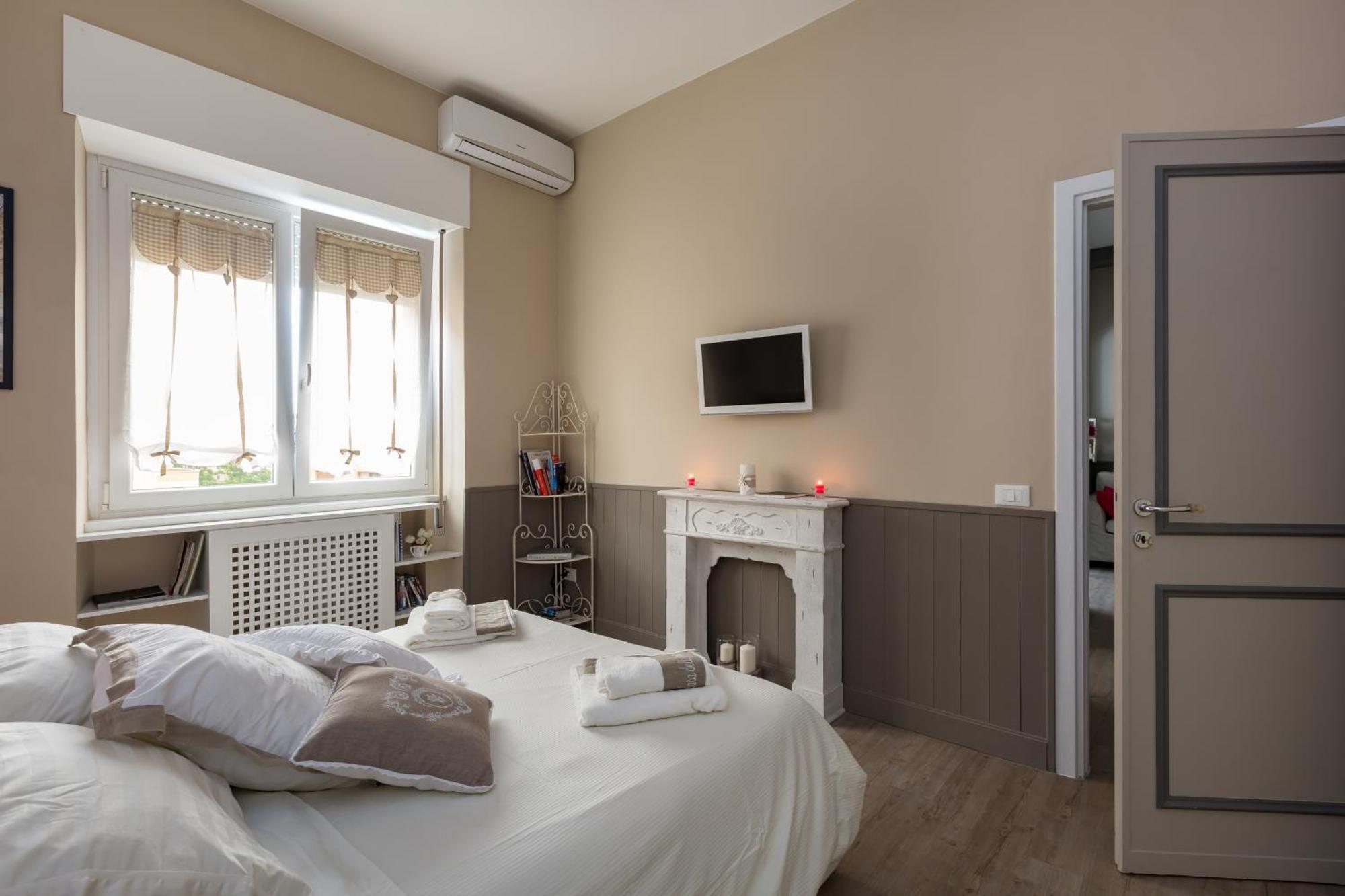 Appartamento Peonies House Quiet Flat Overlooking